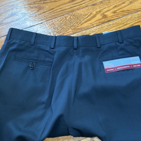 Louis Raphael Rosso flat front classic fit men’s slacks.  Size 40x30.  NWT - Picture 8 of 8